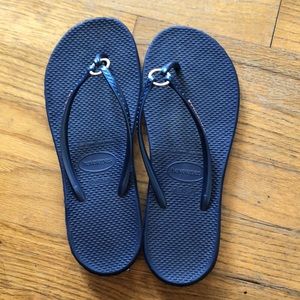 Havaianas blue flip flops 🩴